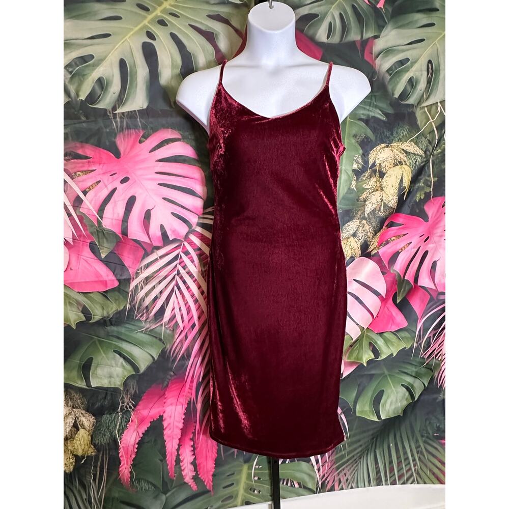 Love J size L crushed velvet dress